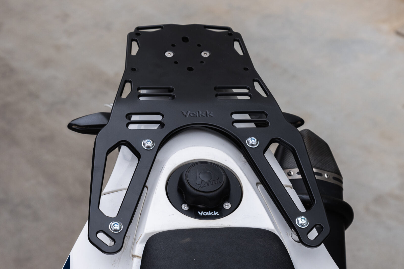 Yakk EXP Luggage Plate Black