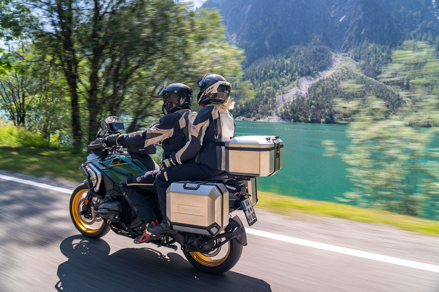 Wunderlich Passenger seat bench AKTIVKOMFORT Queens Edition R 1300 GS