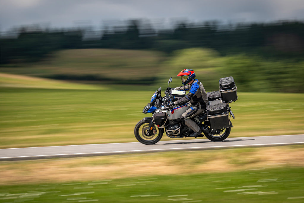Wunderlich Wind Deflector Bags for the BMW R 1300 GS Adventure