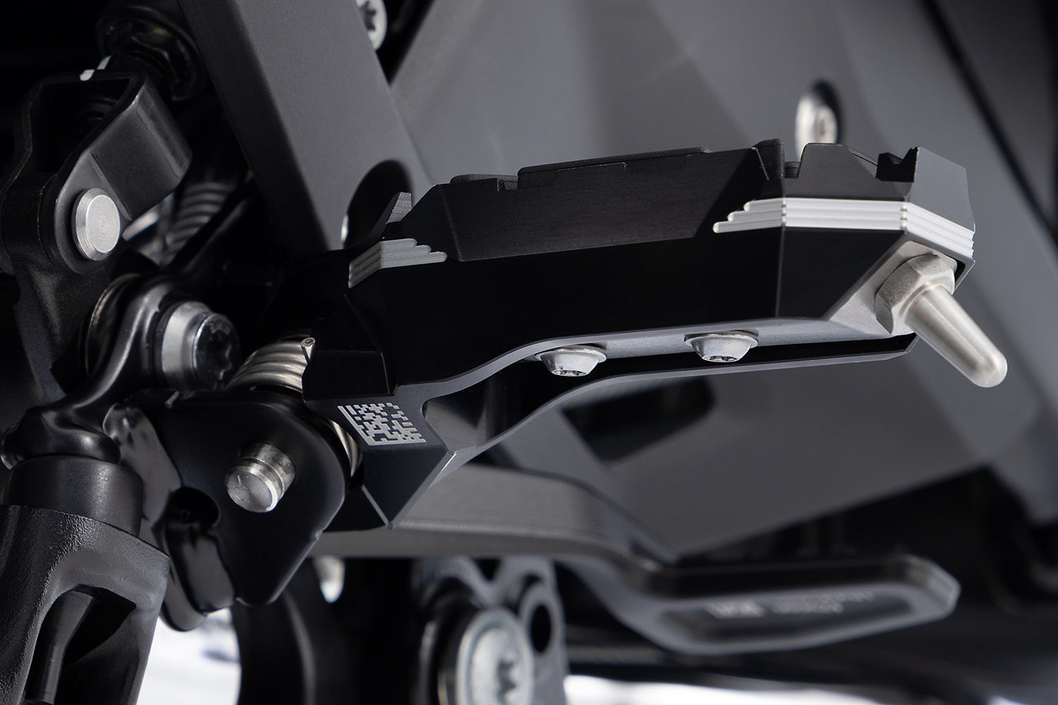 Wunderlich lean angle indicators for the original Option 719  footrests R 1300 GS