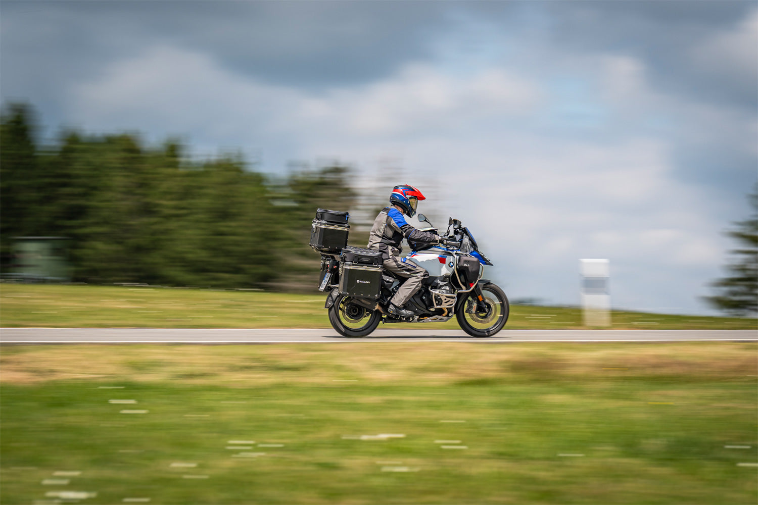Wunderlich uniRack case carrier for the R 1300 GS Adventure