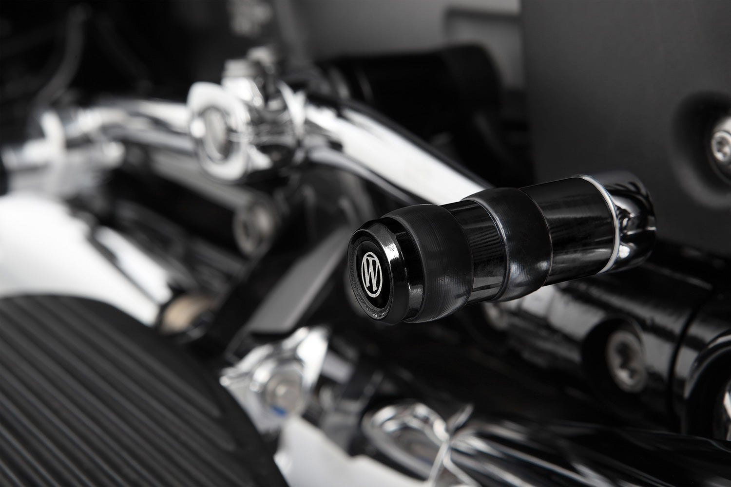 Wunderlich R 18 gear-shifter extension for models with footboard