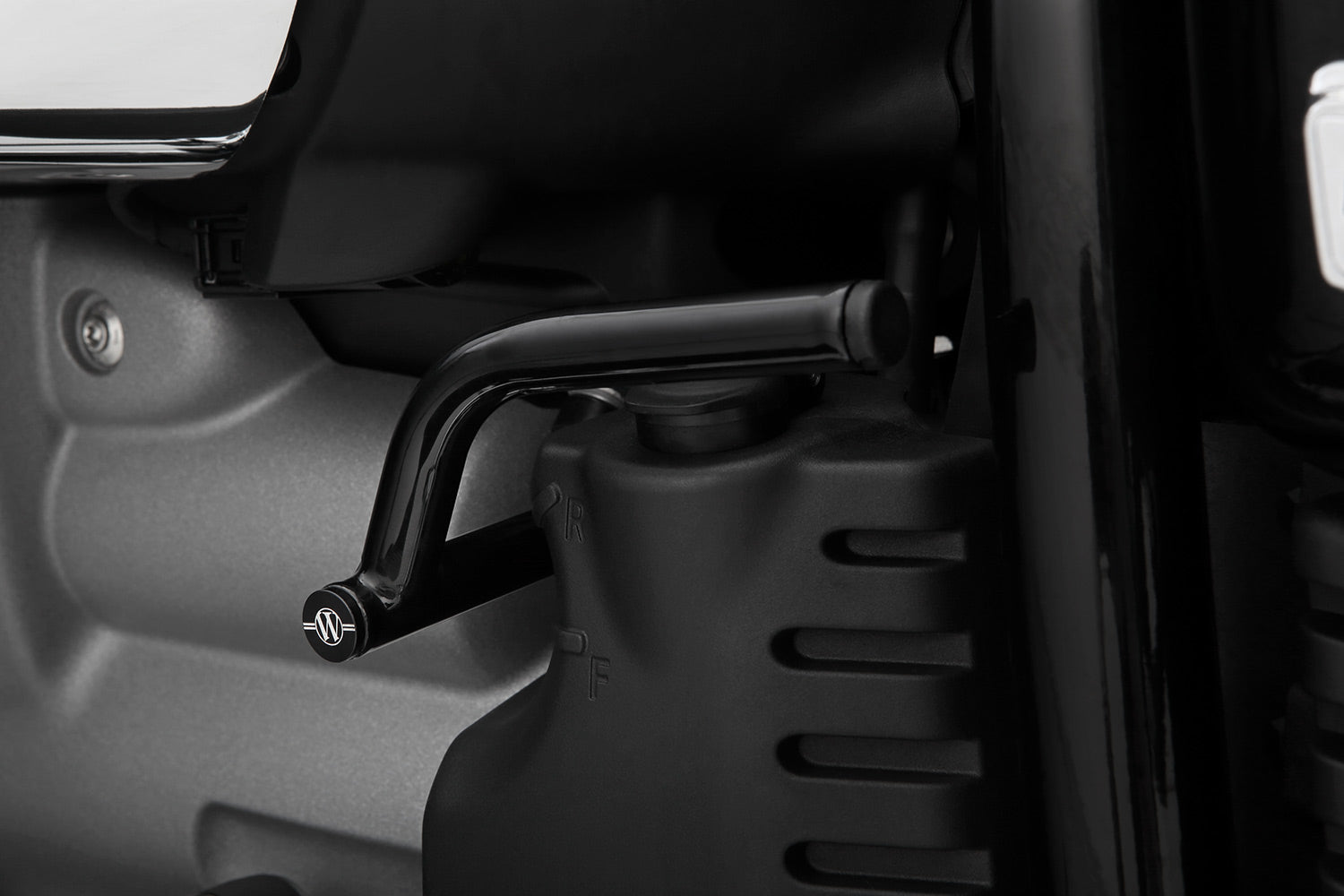 Wunderlich gear-shifter for reverse gear