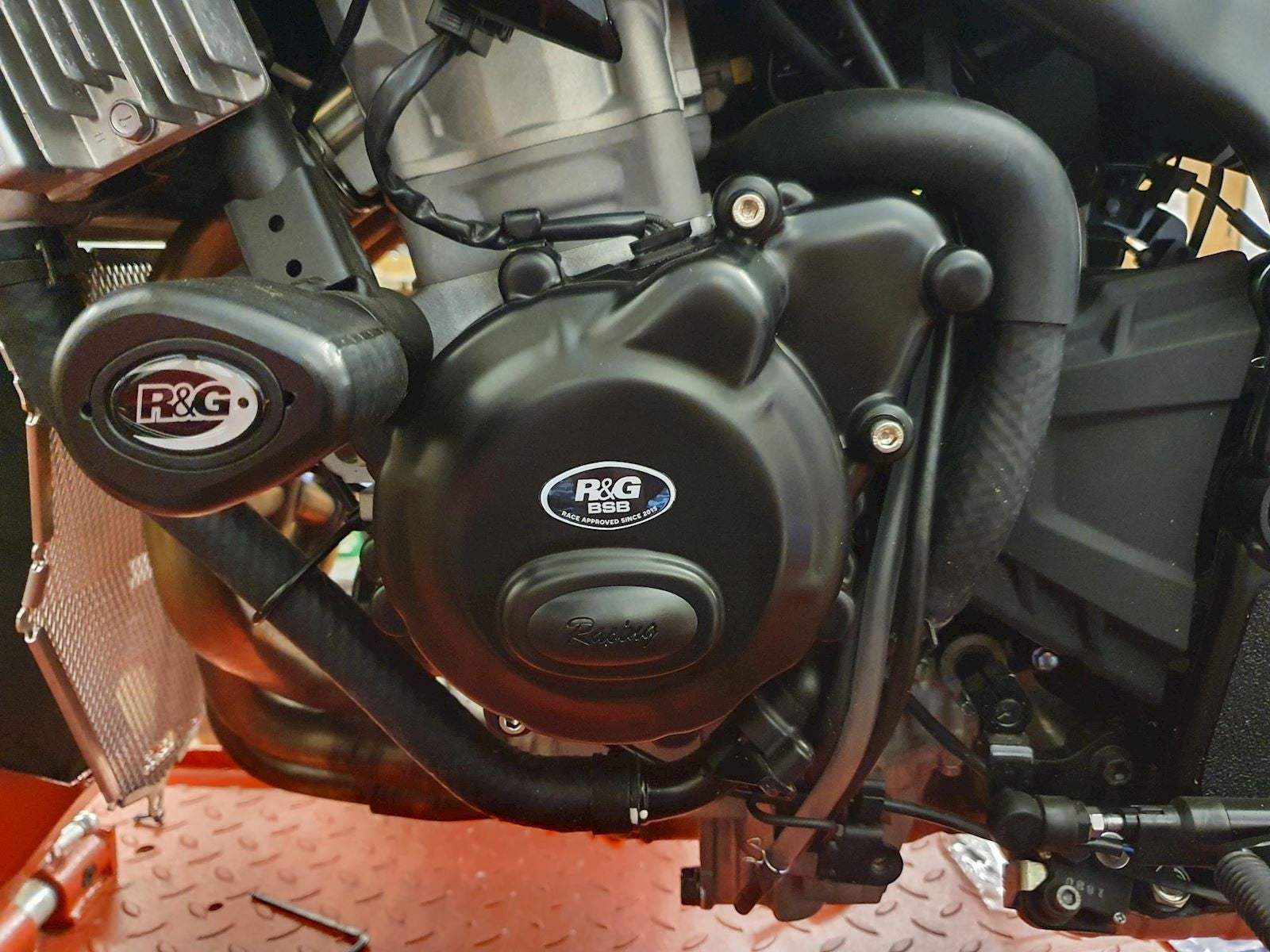 Engine Case Cover for the Kawasaki ZX-25R '20- - (LHS)