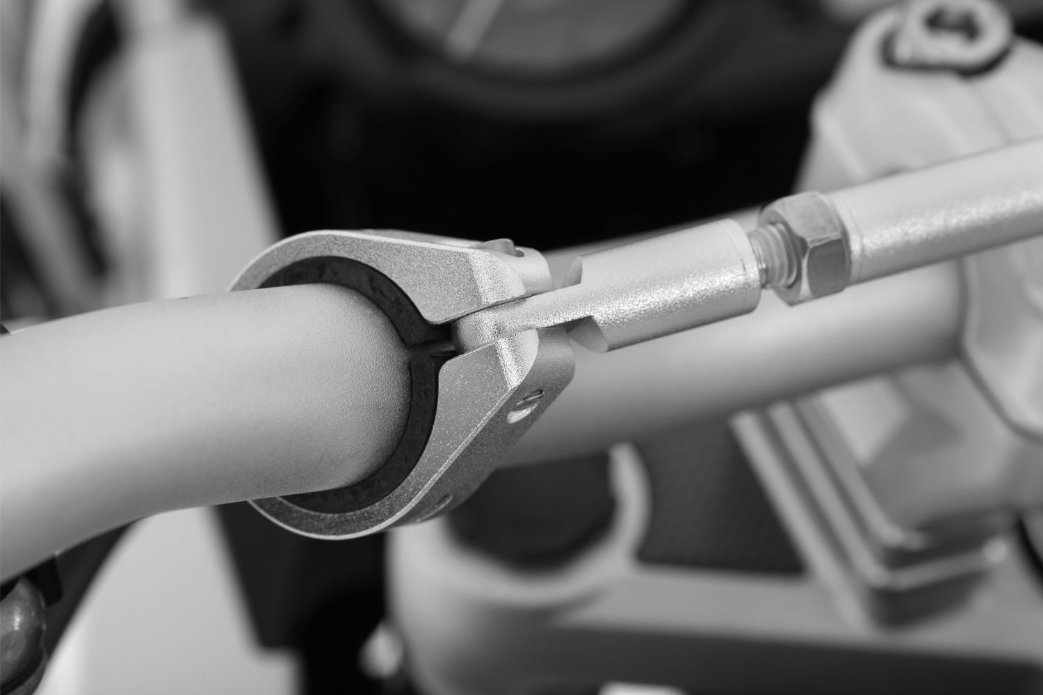 Wunderlich universal crossbar