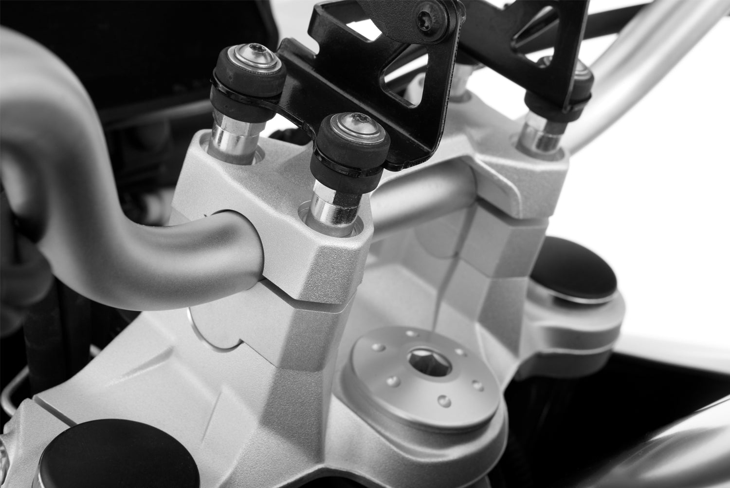 Wunderlich ERGO handlebar riser for models with BMW sat nav F 750 GS / F 800 GS