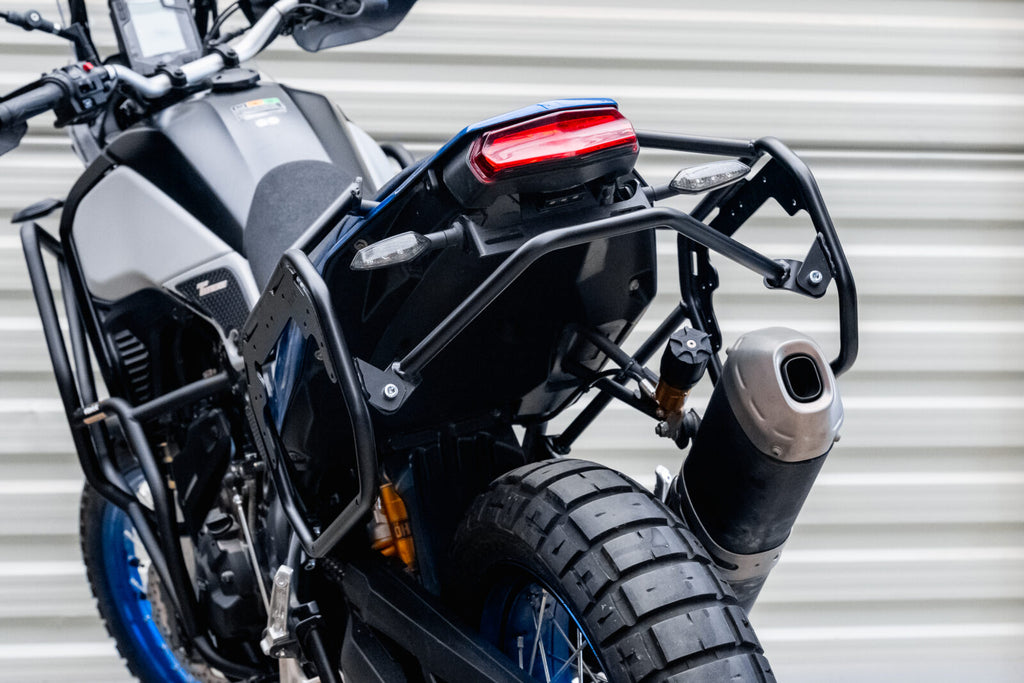 Yakk EXP Side Carrier Black