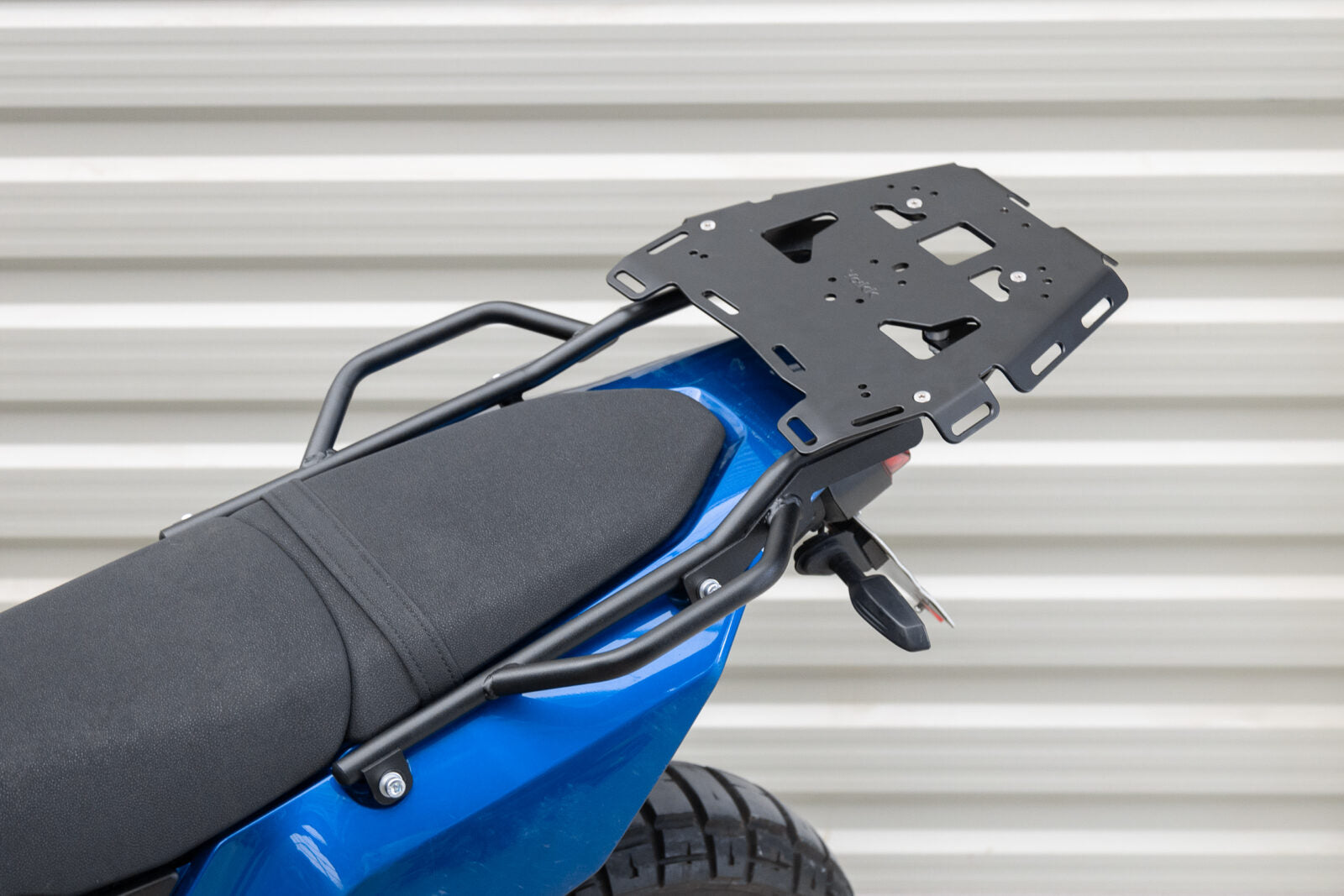 Yakk EXP Top Case Rack with Plate Black