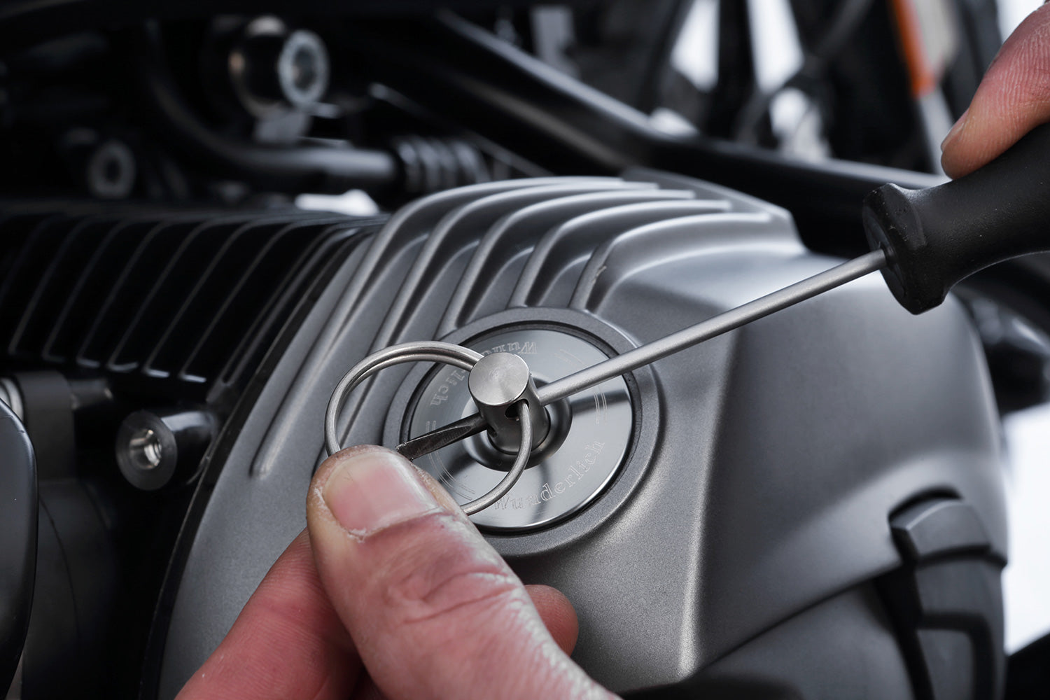 Wunderlich Safety oil filler plug