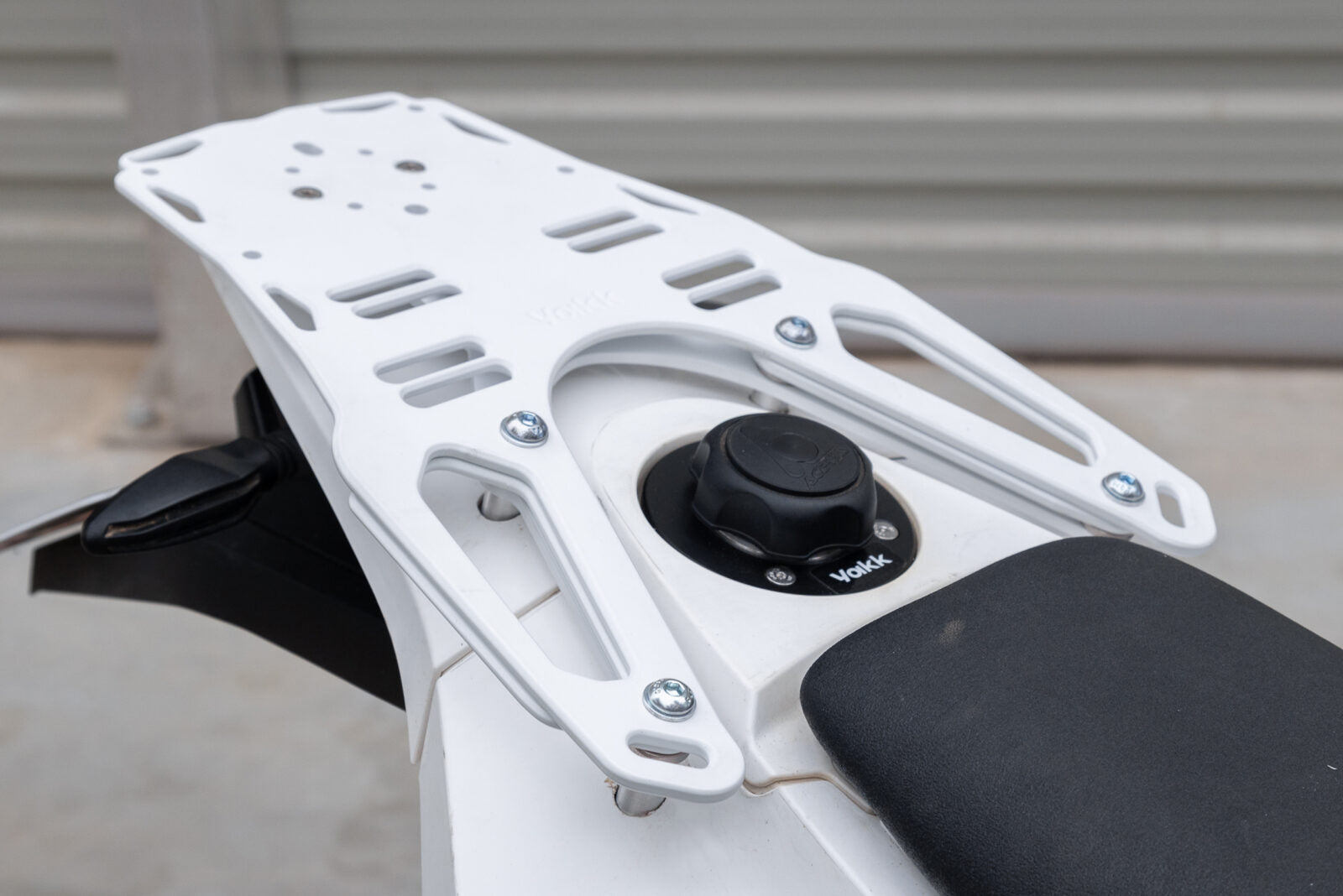 Yakk EXP Luggage Plate  White
