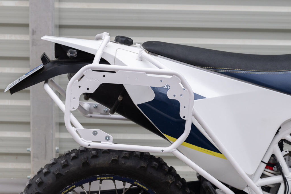 Yakk EXP Side Carrier White