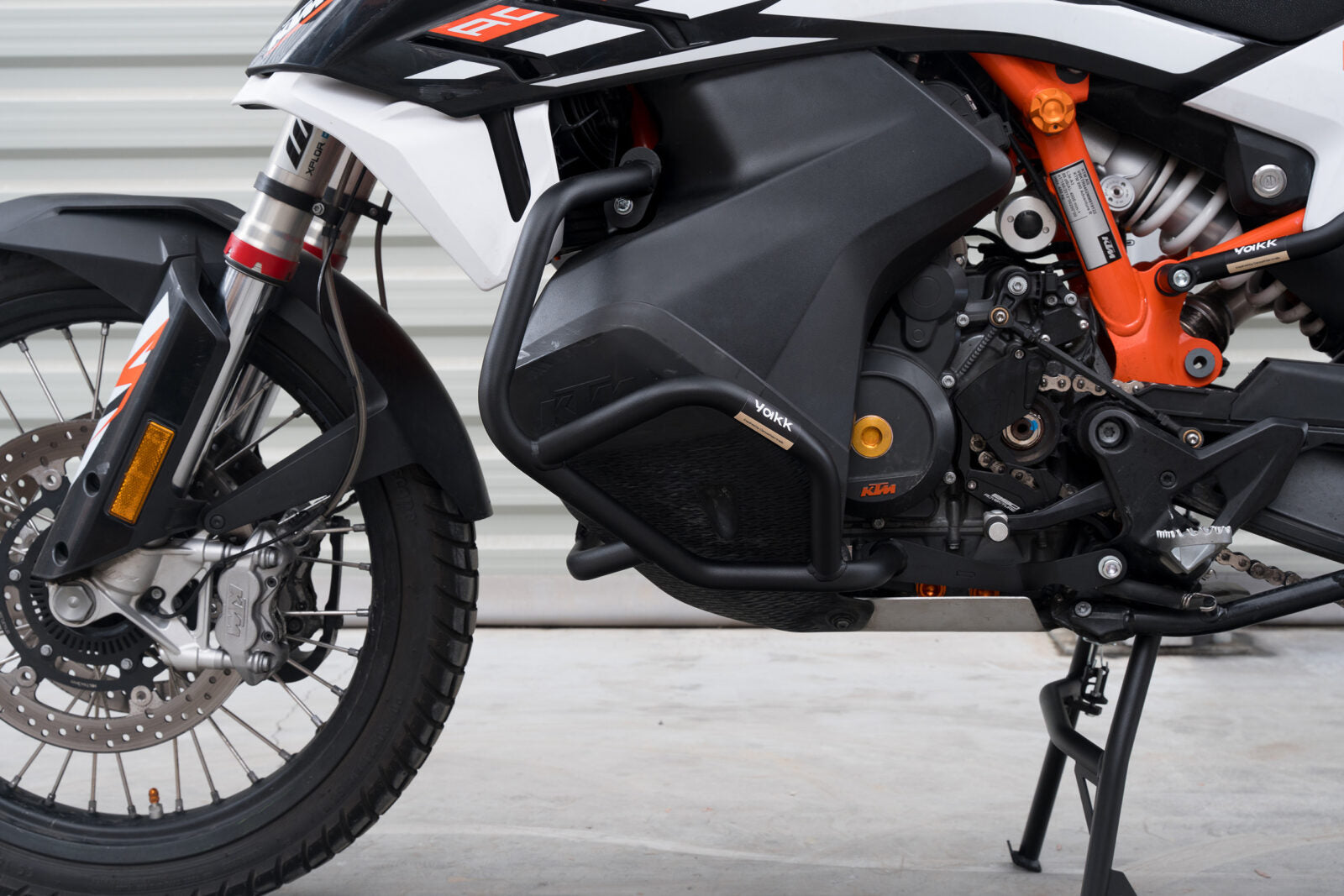 Yakk EXP Lower Crash Bar Black