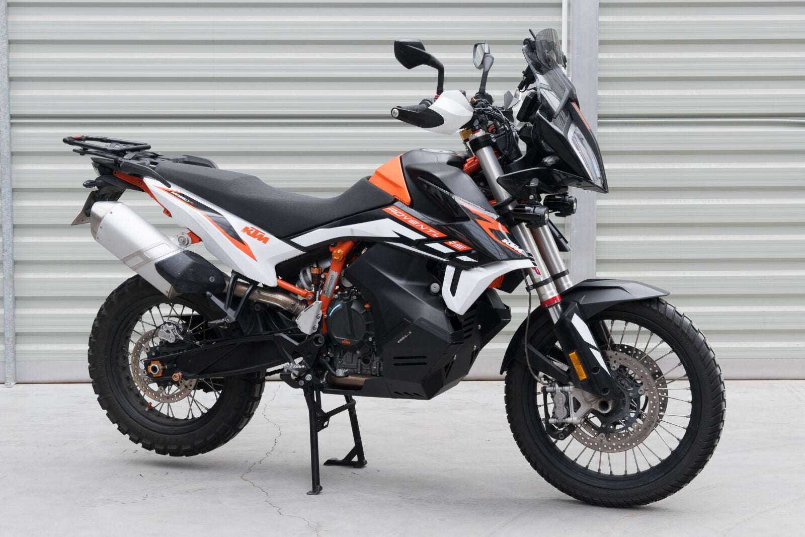 Yakk EXP Engine Guard Black