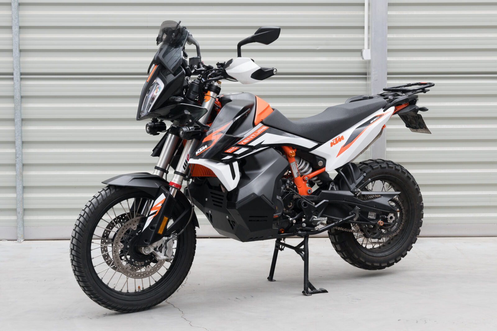 Yakk EXP Engine Guard Black