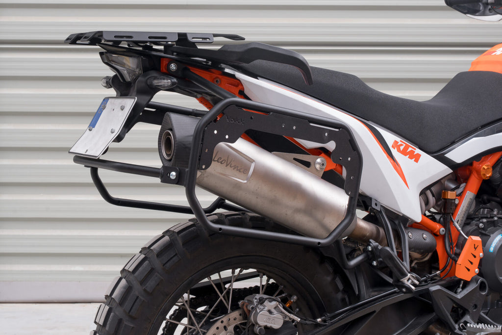 Yakk EXP Side Carrier Black