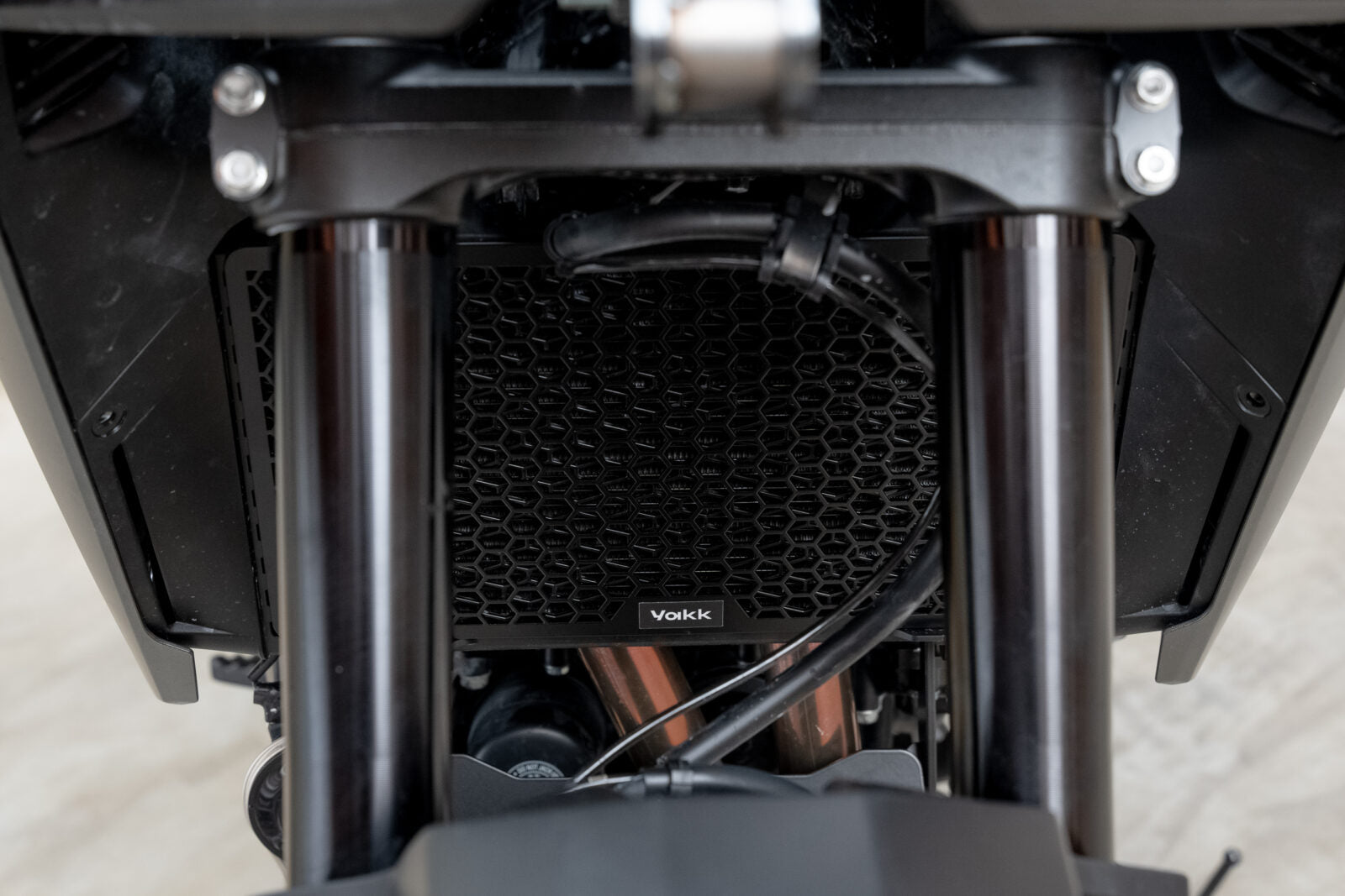 Yakk EXP Radiator Guard Black
