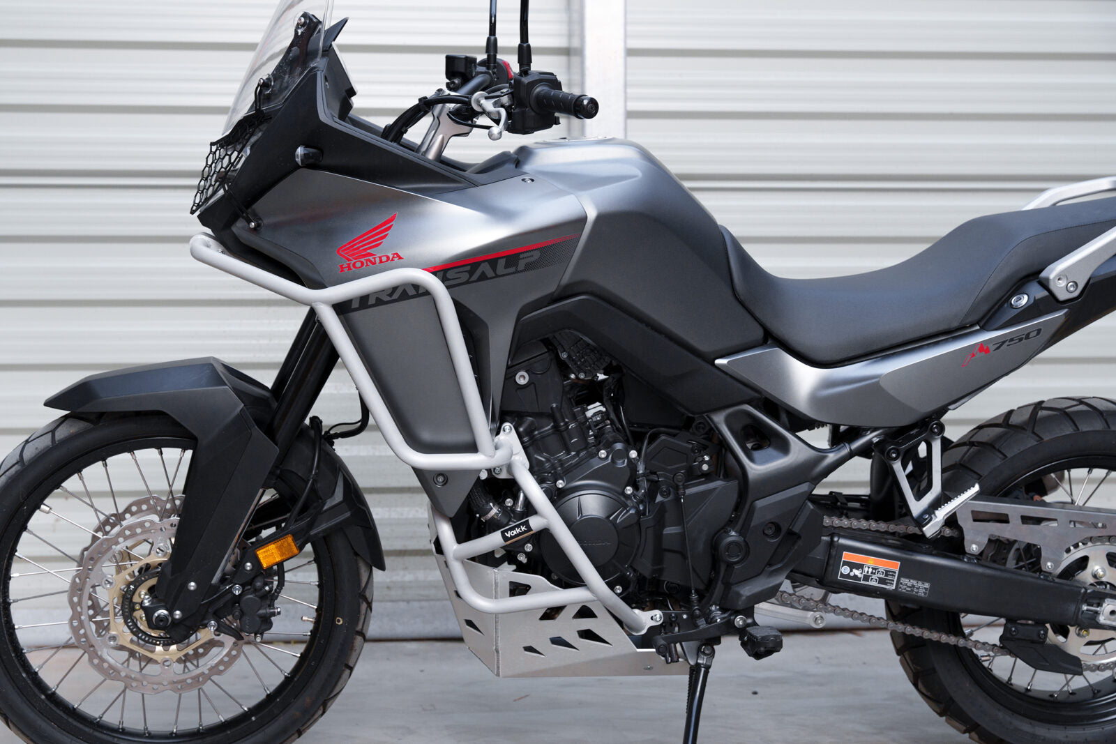 Yakk EXP Lower Crash Bar Silver