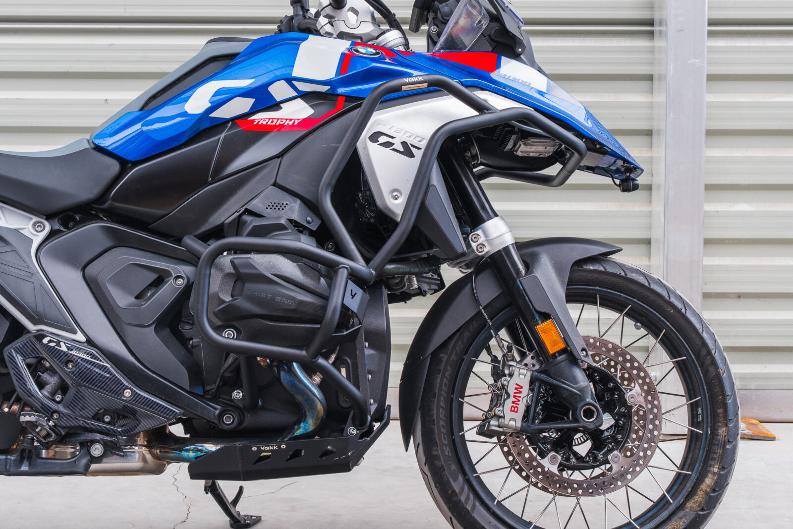 Yakk EXP Lower Crash Bar Black