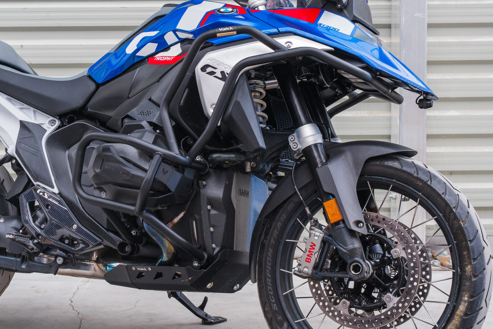 Yakk EXP Lower Crash Bar Black