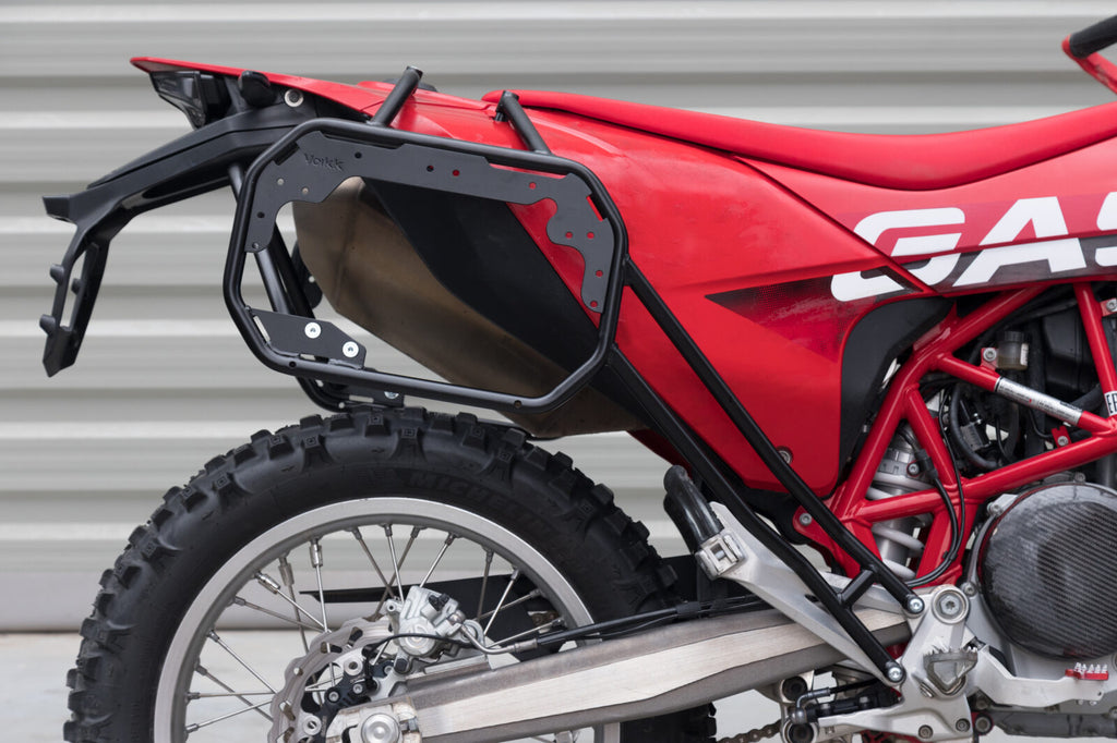 Yakk EXP Side Carrier Black