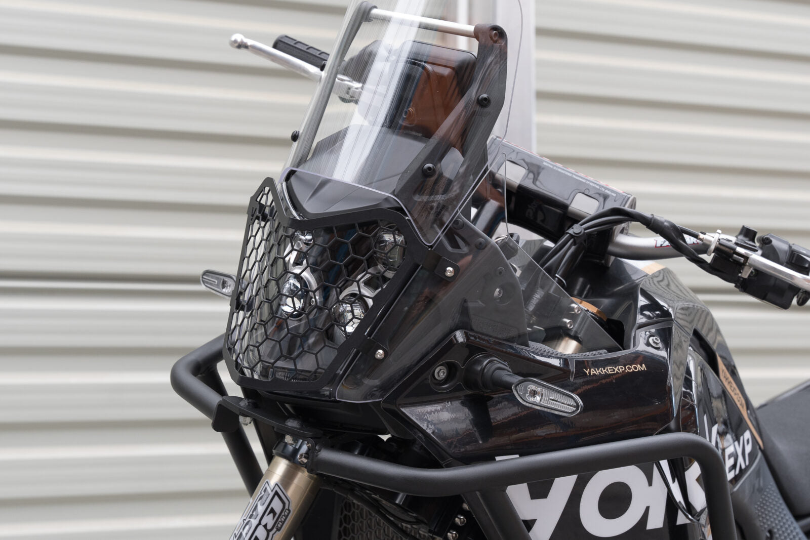 Yakk EXP Headlight Guard Black