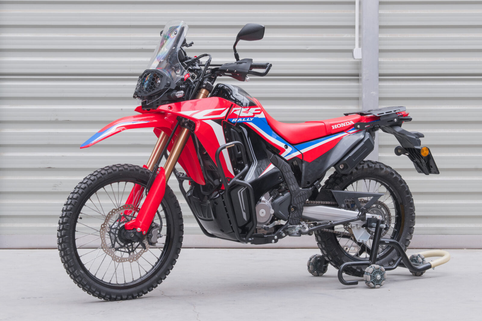 Yakk EXP Crash Bar Black