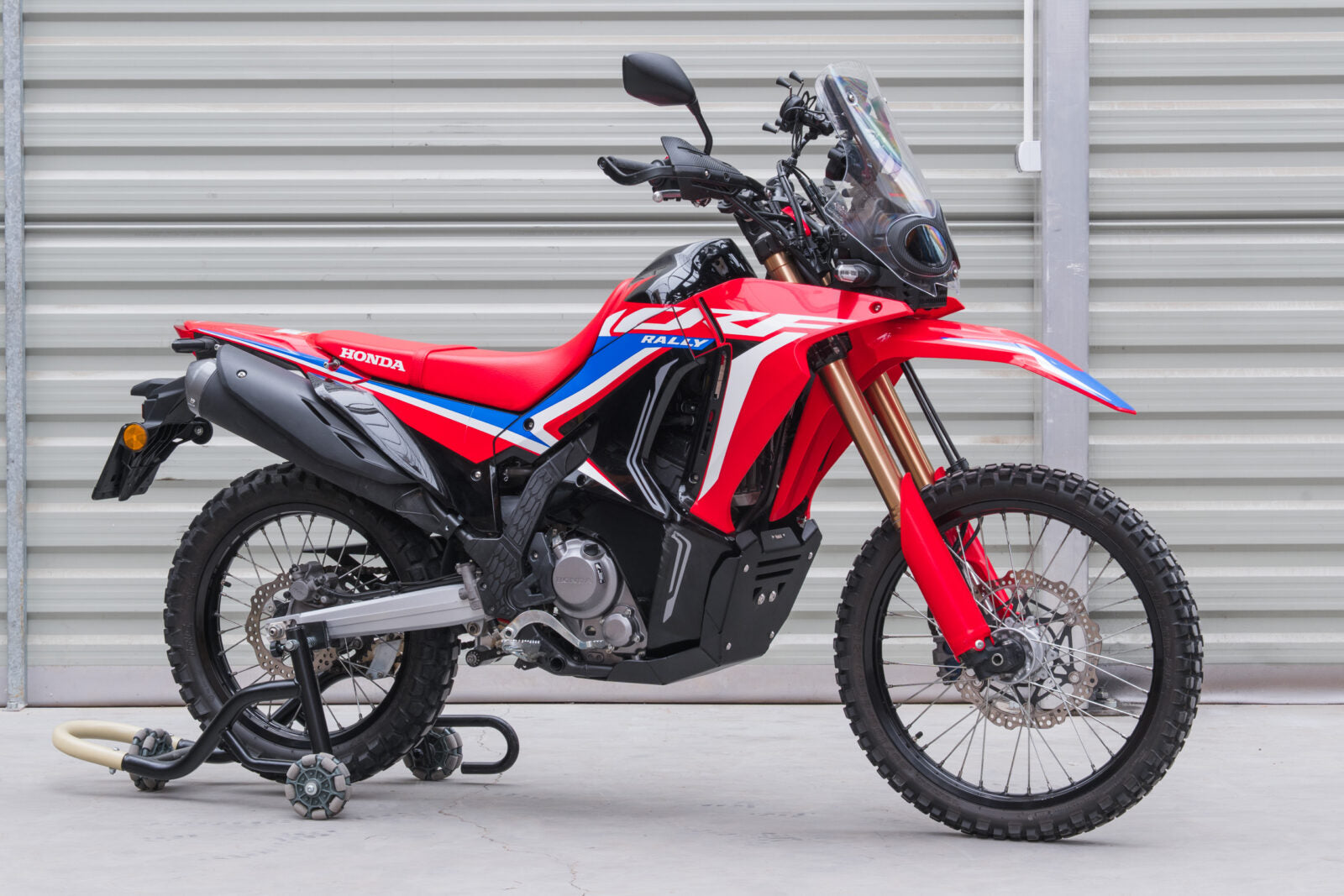 Yakk EXP Skid Plate Black