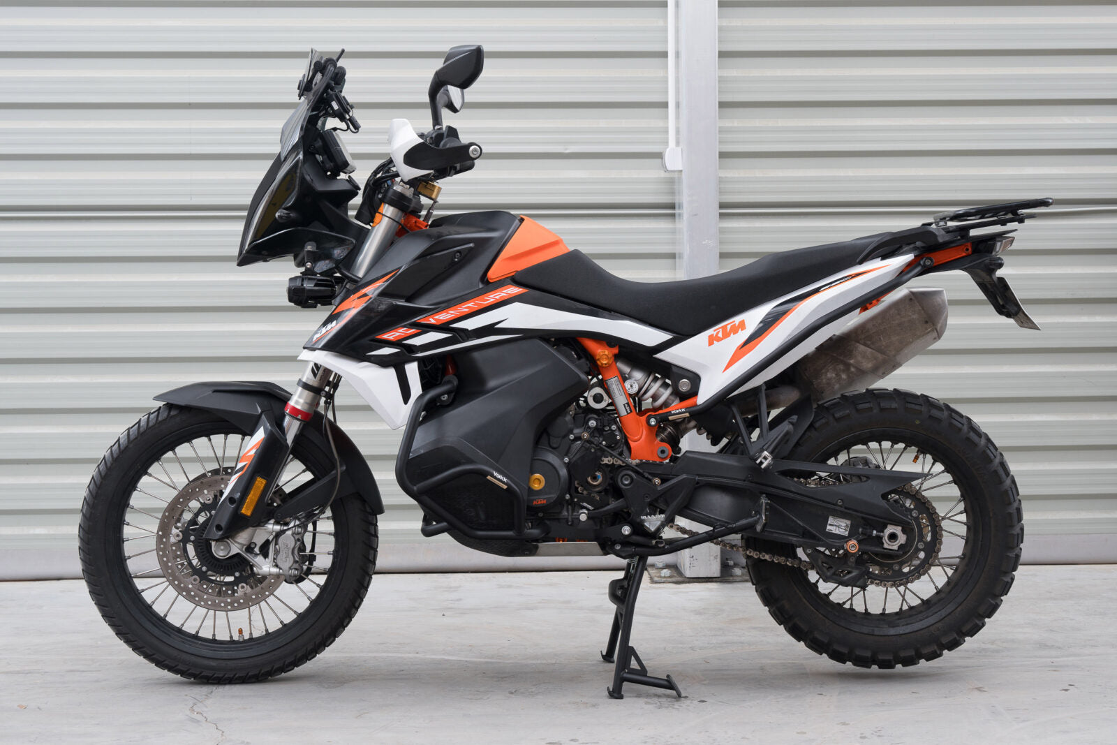 Yakk EXP Rear Crash Bar Black