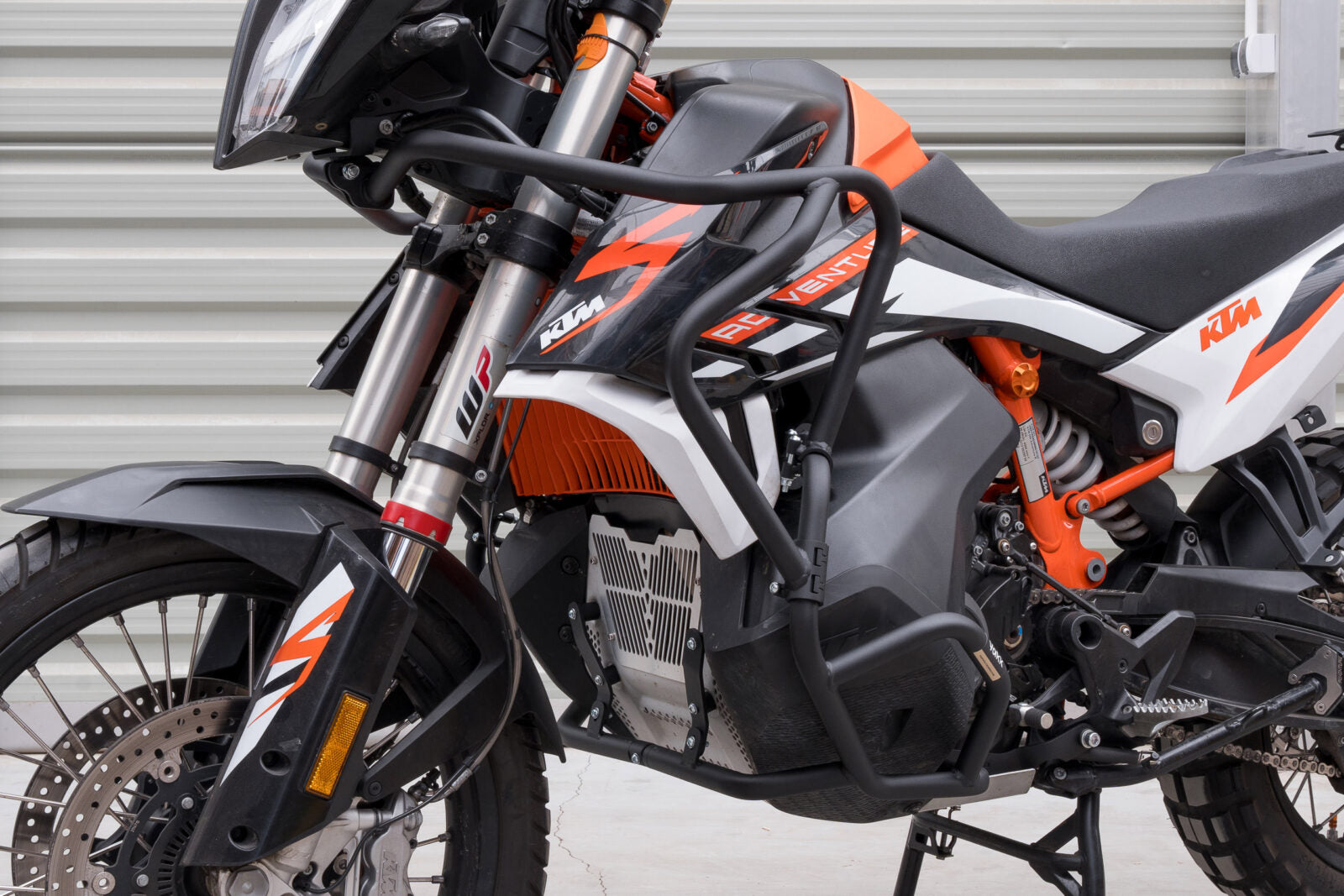 Yakk EXP Upper Crash Bar Black