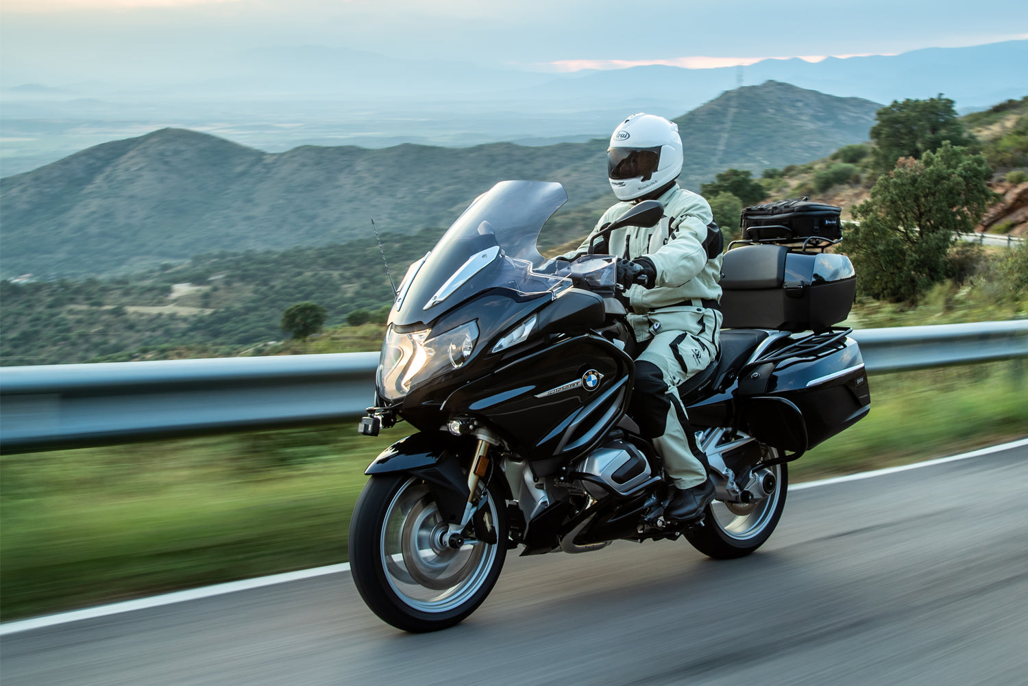 Wunderlich touring windshield MARATHON R 1250 RT / R 1200 RT LC