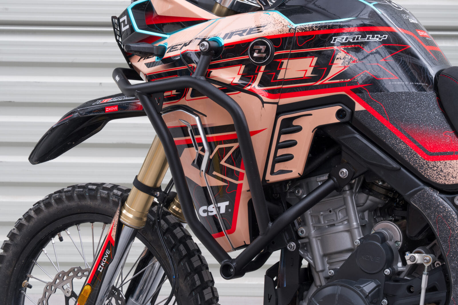 Yakk EXP Crash Bar Black