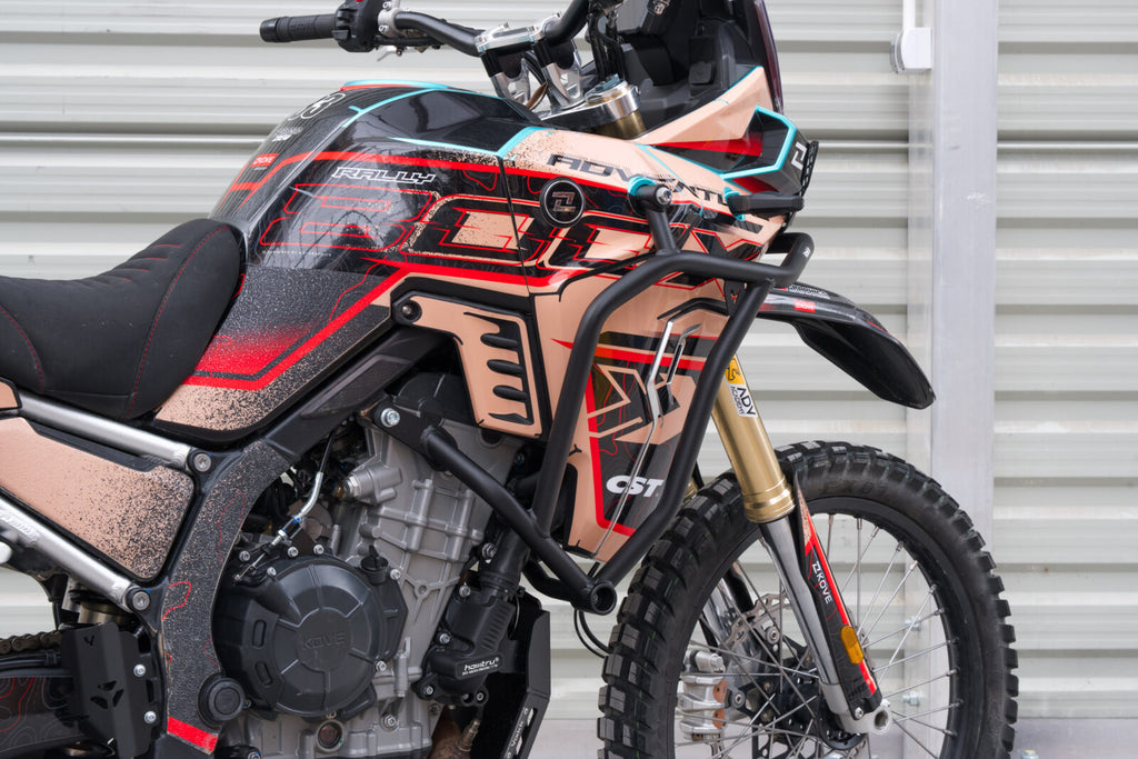 Yakk EXP Crash Bar Black