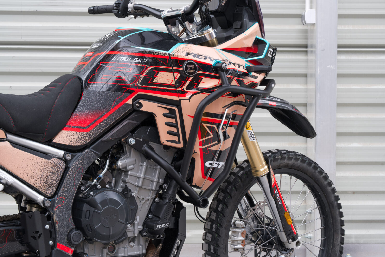 Yakk EXP Crash Bar Black