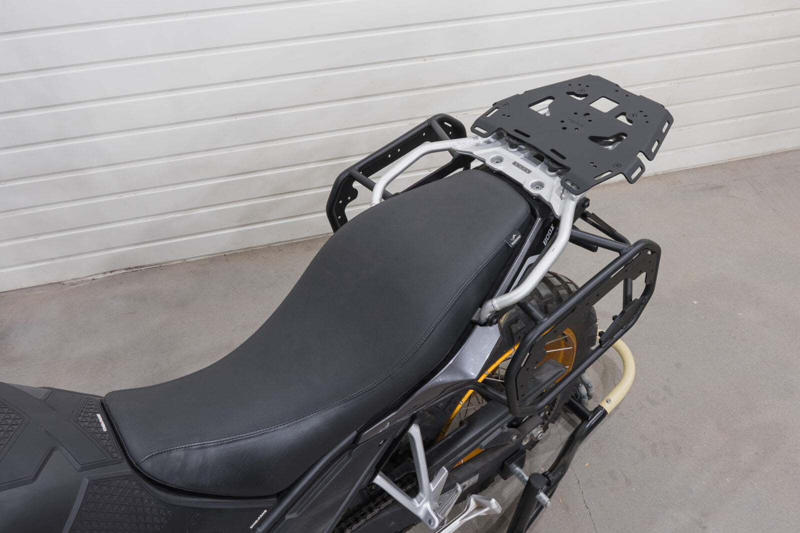 Yakk EXP Side Carrier Black