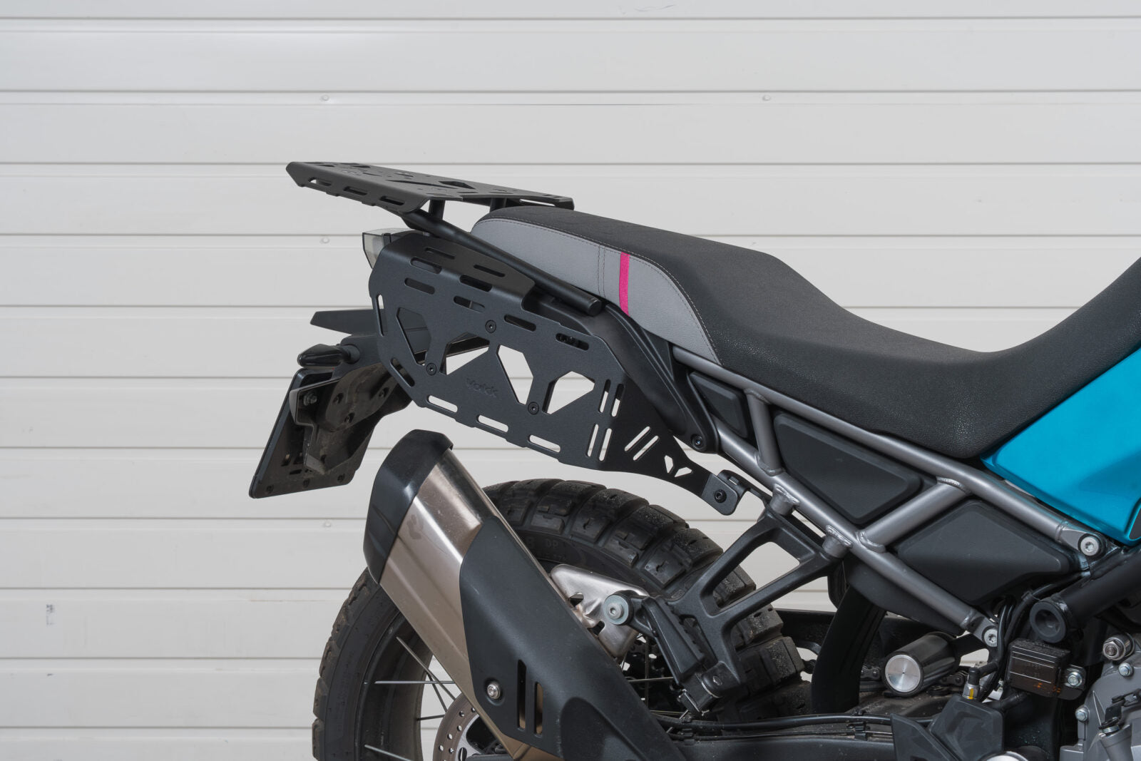Yakk EXP Side Carrier Black