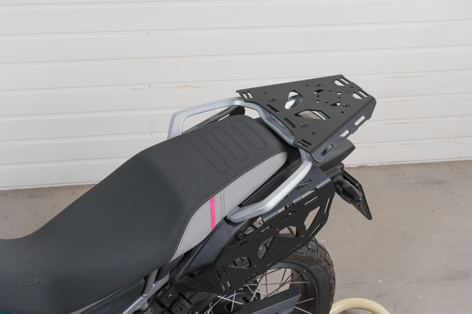 Yakk EXP Luggage Plate for Soft Luggage - mounts to OEM rack Black