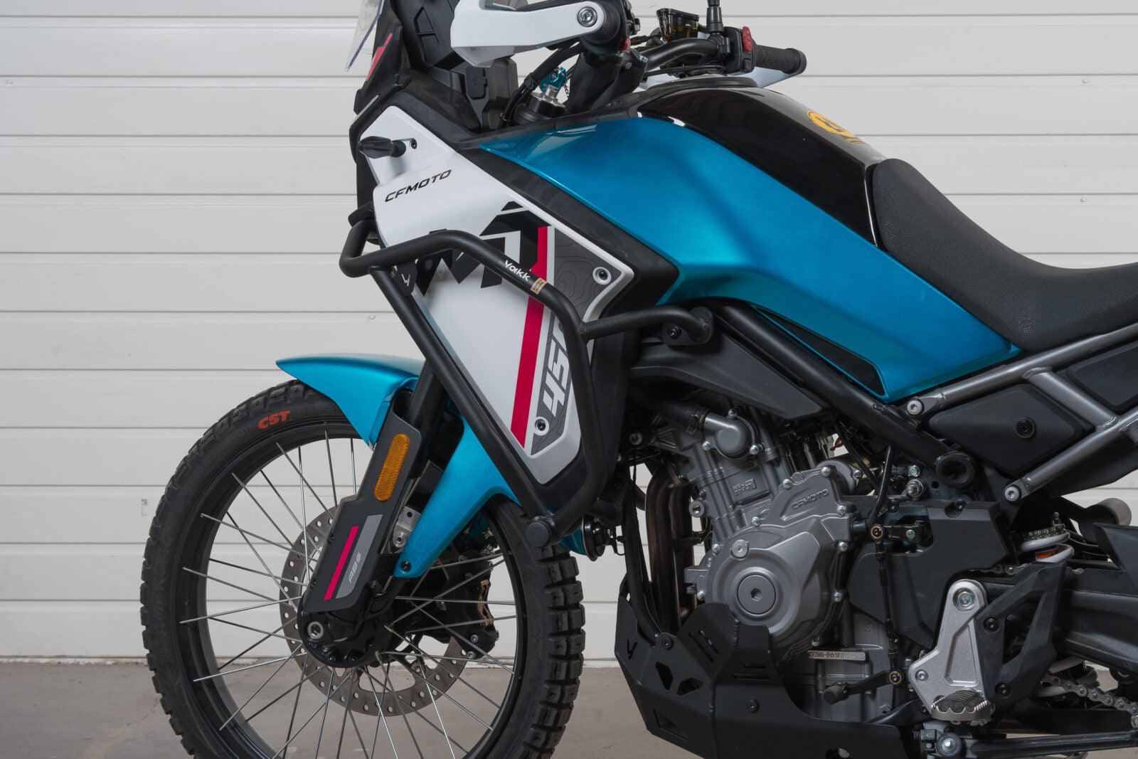 Yakk EXP Crash Bar Black