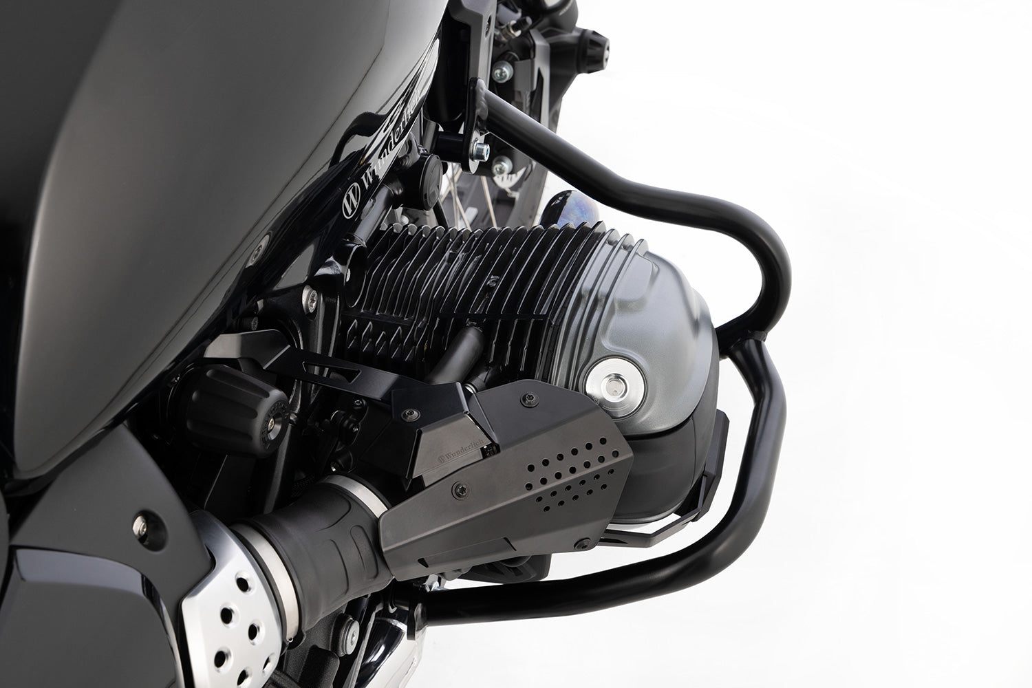 Wunderlich widening set for R 12 engine protection bar