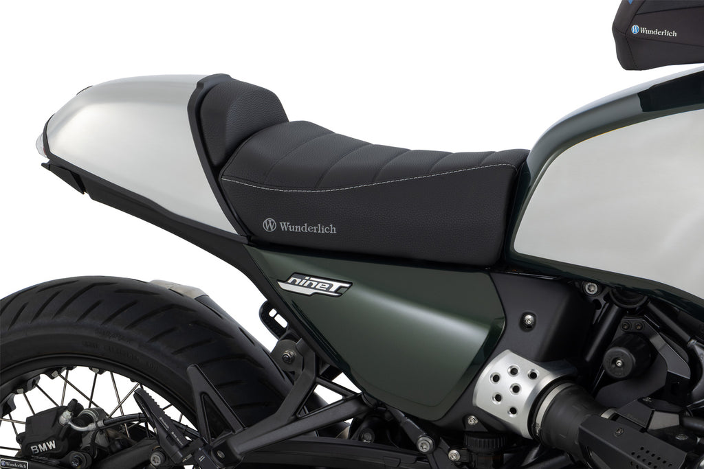 Wunderlich AKTIVKOMFORT rider seat in combination with solo rear