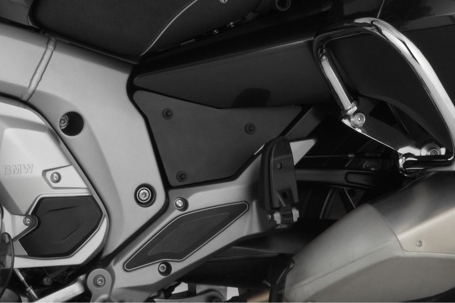 Wunderlich Side cover set K 1600 GTL (2017-)