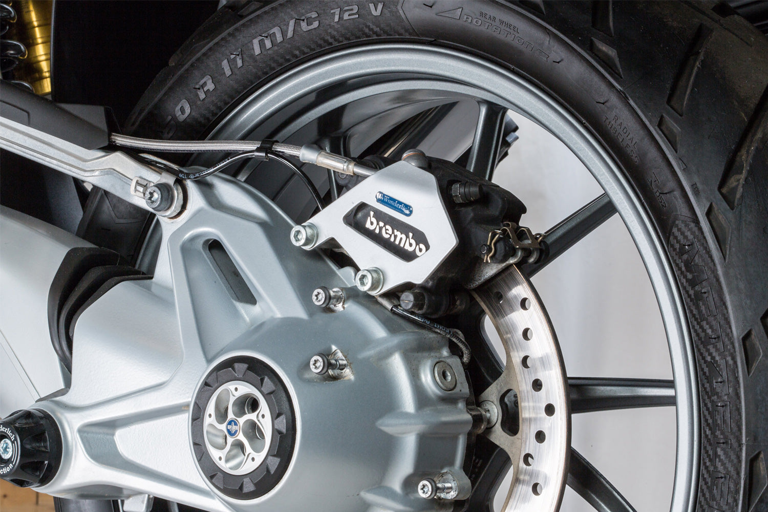 Brake caliper cover rear