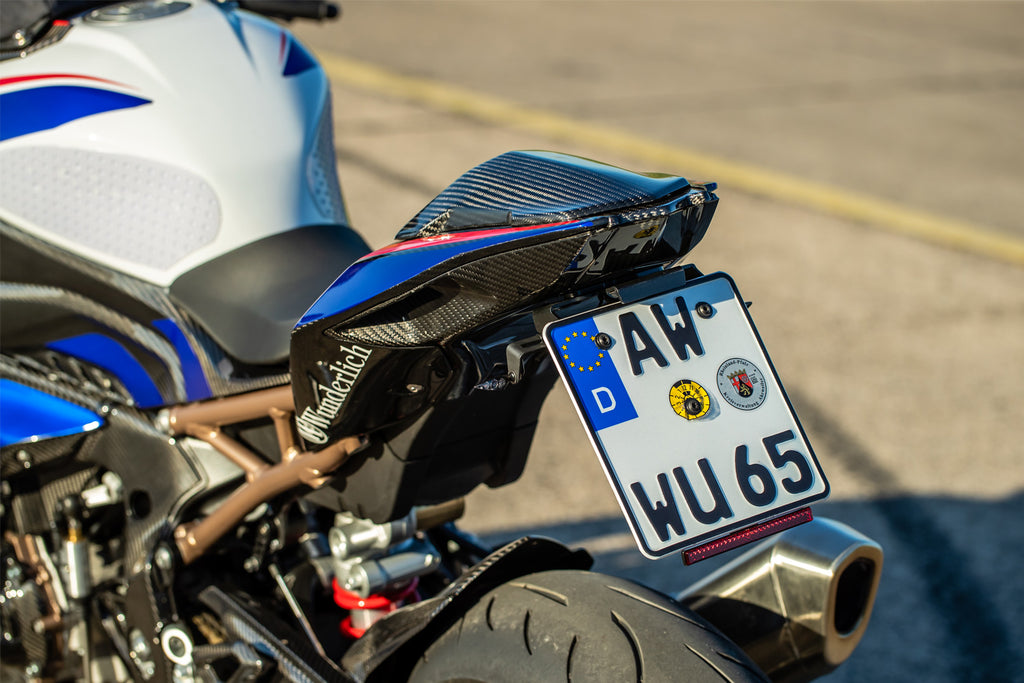 Wunderlich indicator bracket for accessory indicator