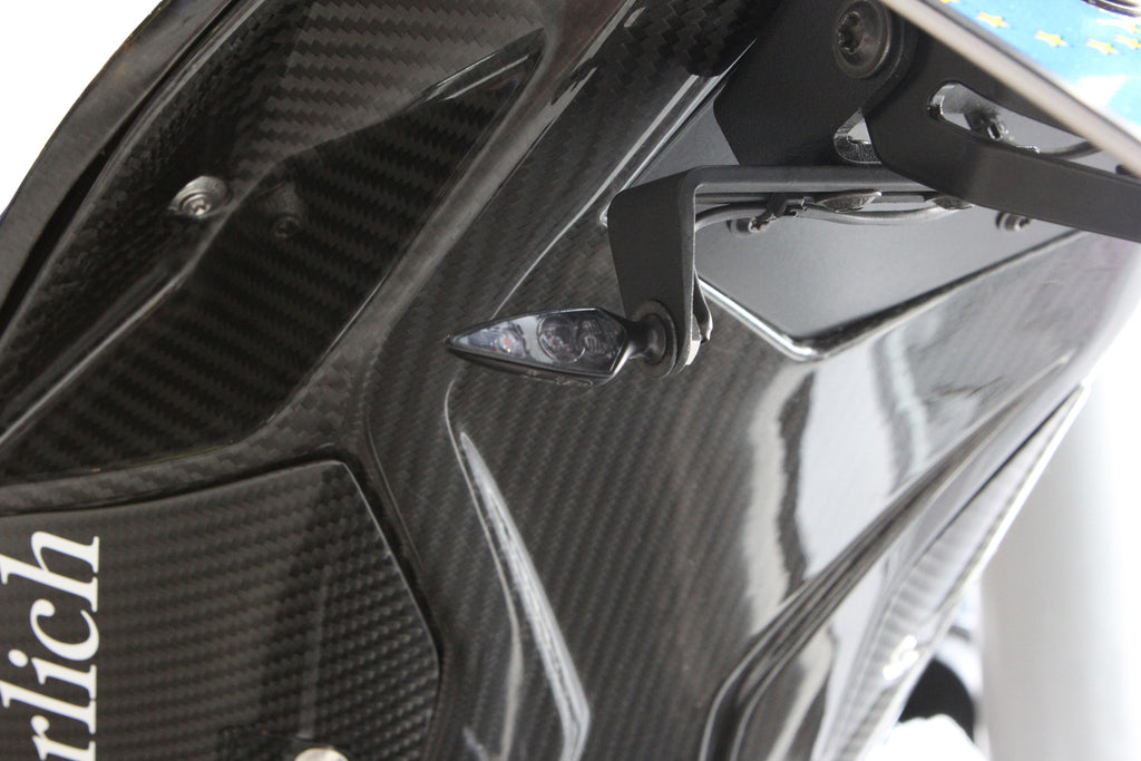 Wunderlich indicator bracket for accessory indicator