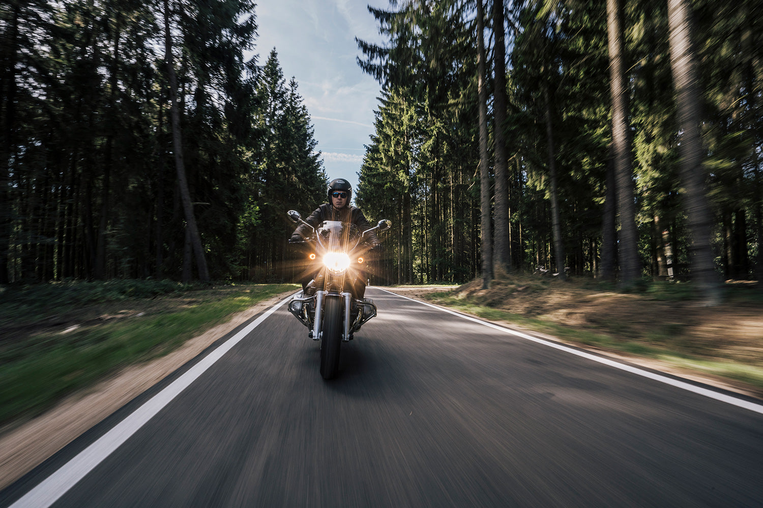 Wunderlich R nineT rider seat with "AKTIVKOMFORT" cusp
