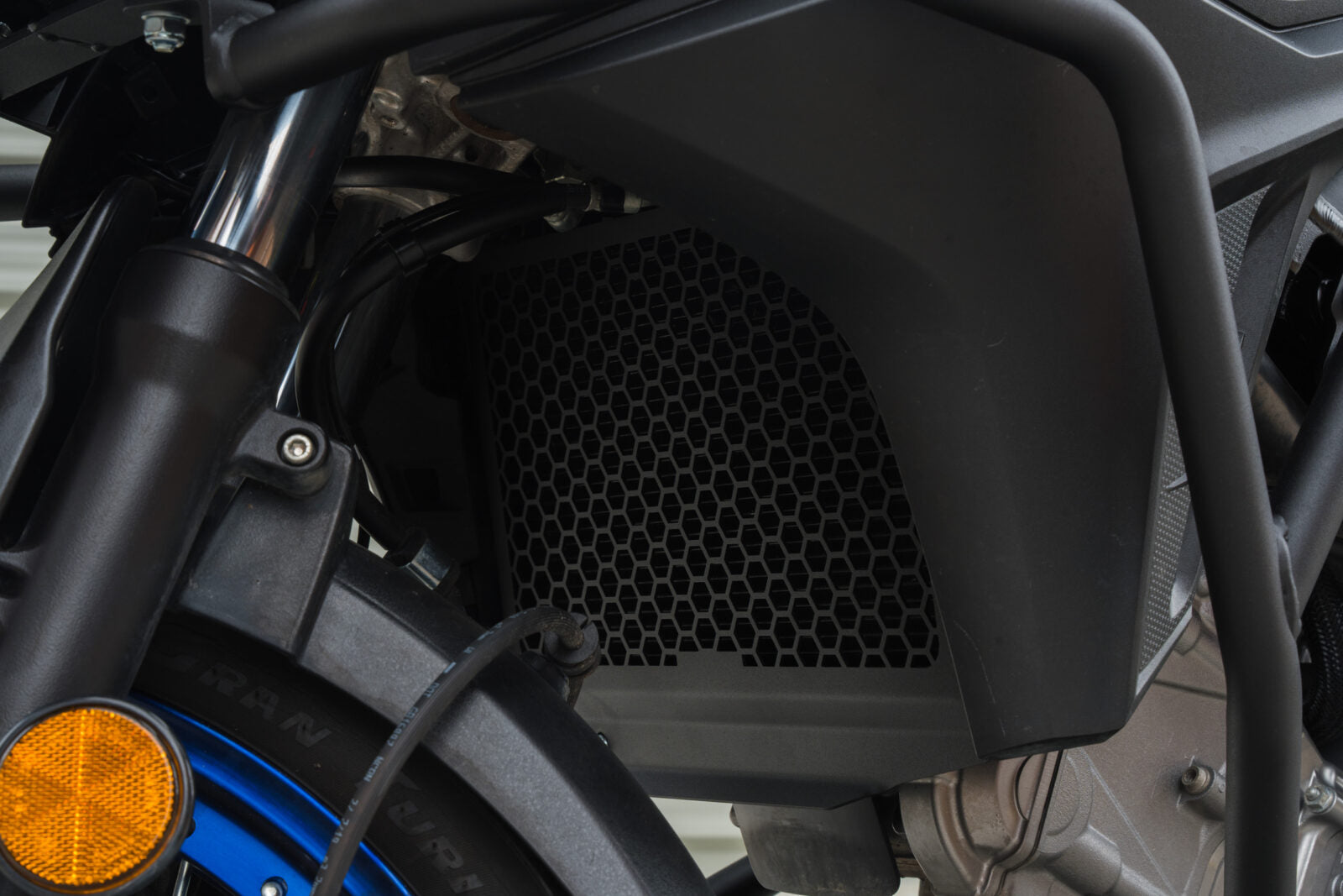 Yakk EXP Radiator Guard