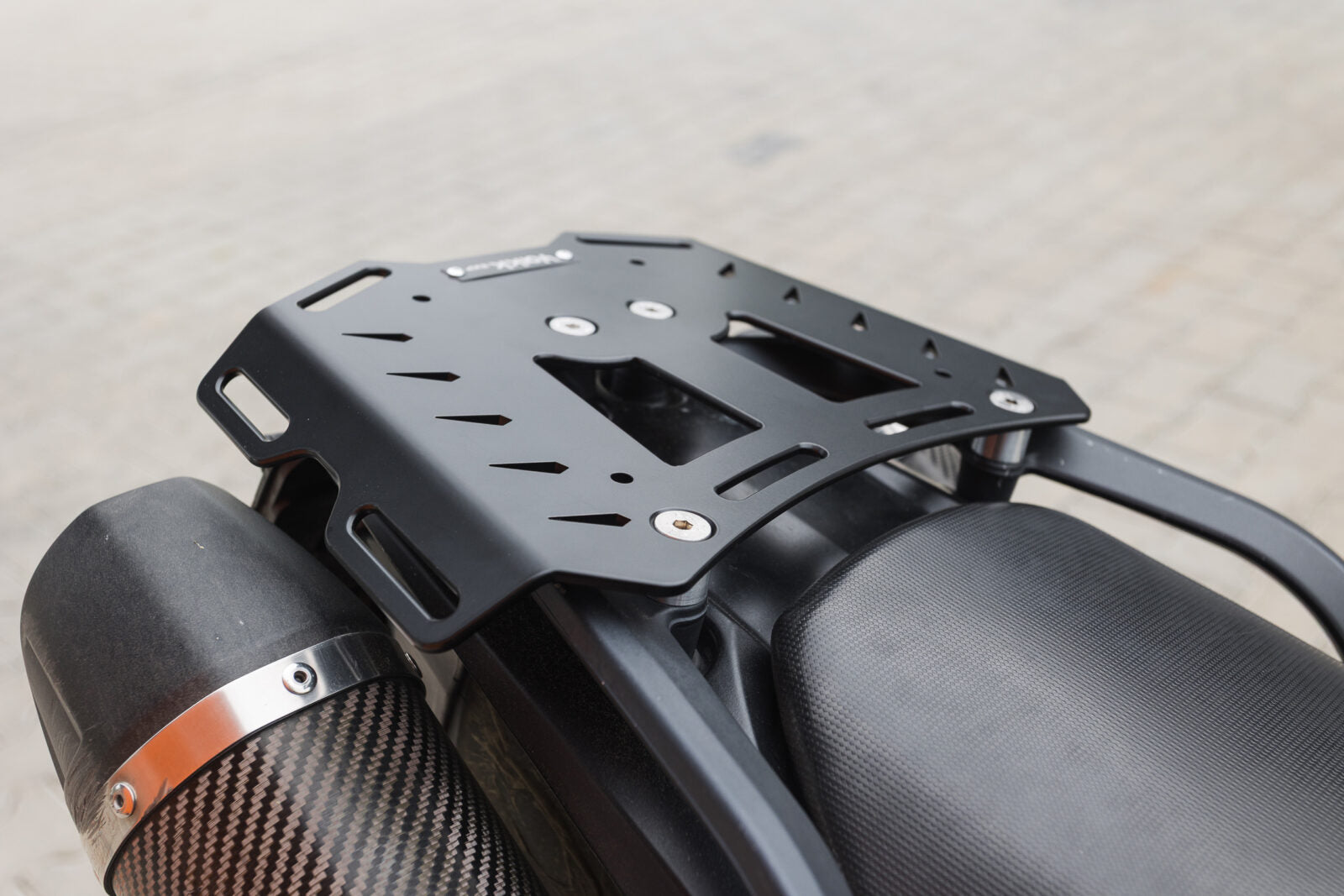 Yakk EXP Luggage Plate for Soft Luggage Black