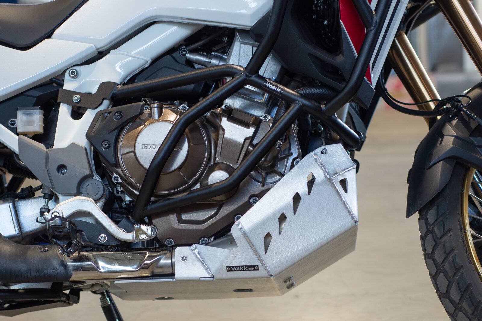 Yakk EXP Engine Guard Satin