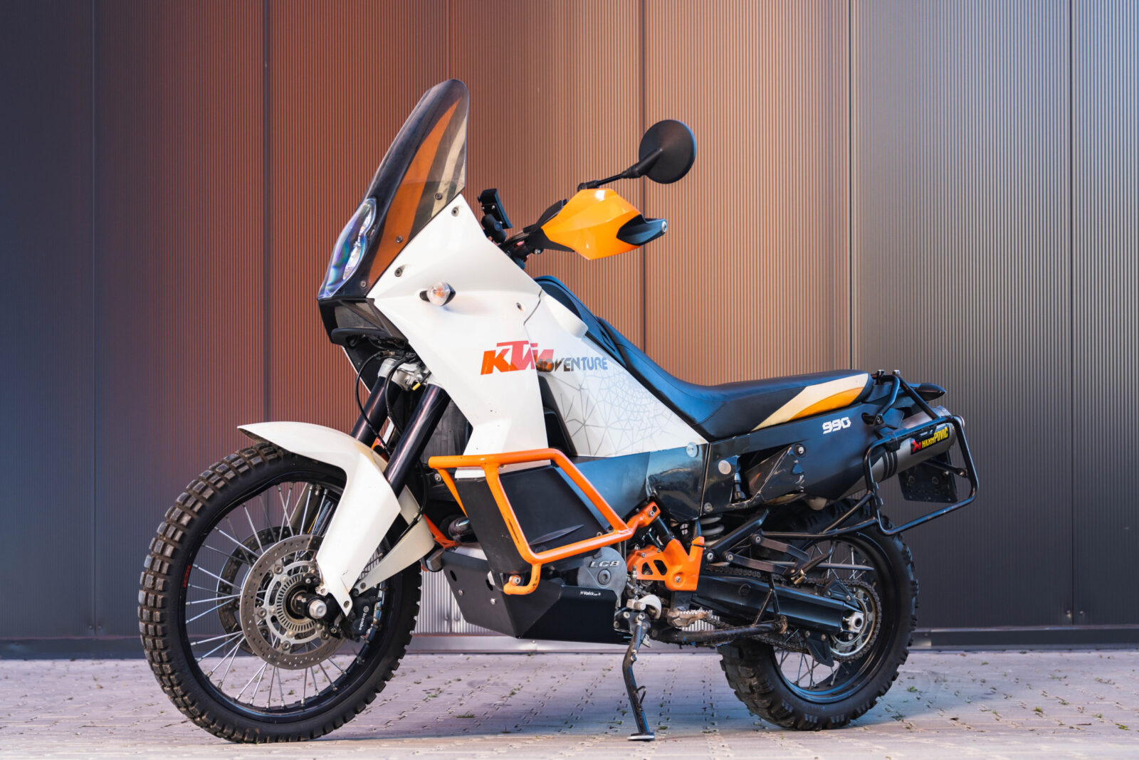 Yakk EXP Engine Guard Black