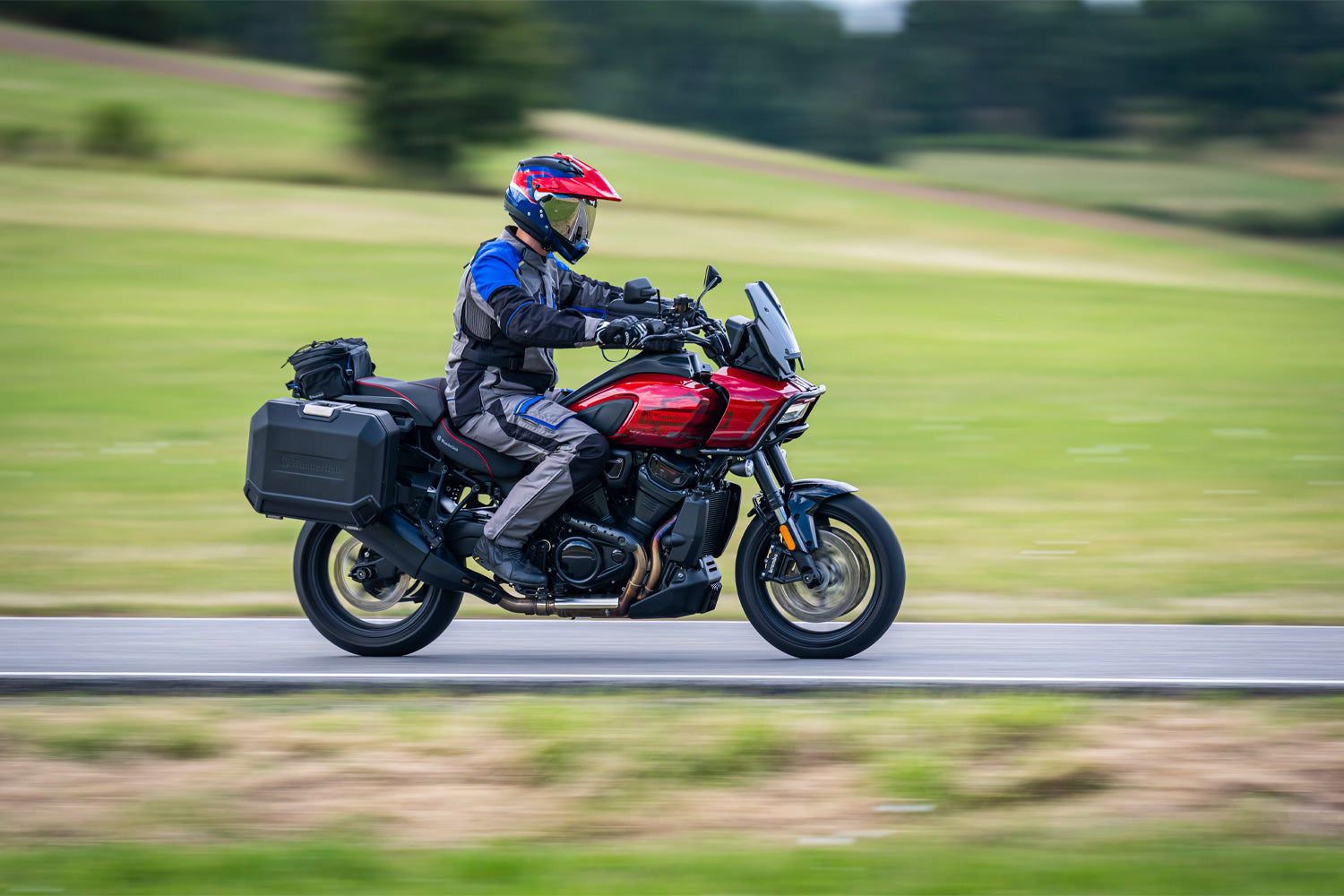 Wunderlich AKTIVKOMFORT Passenger Seat Pan America 1250