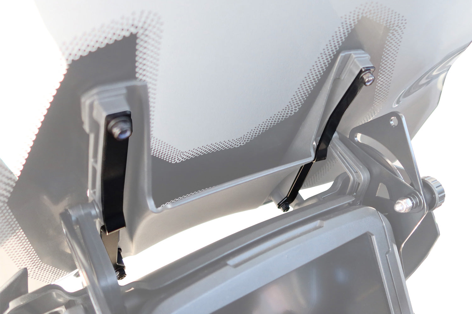 Wunderlich fastening for windshield
